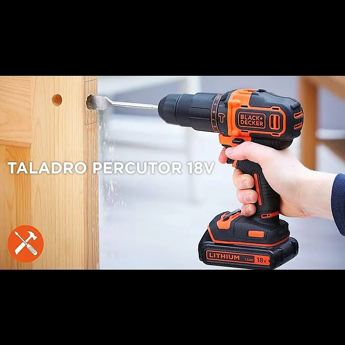 Black+Decker Taladro atornillador percutor de batería BDCHD18KB - 18 V, 1,5 Ah, 2 baterías, 360 r.p.m. - 1.400 r.p.m. - Taladro Percutor 18V I BLACK+DECKER™