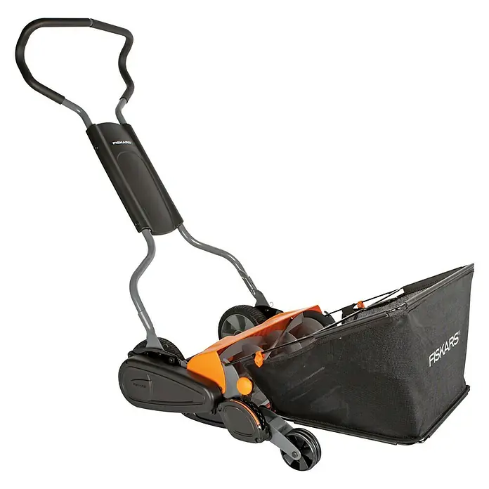 Fiskars Spindelmäher StaySharp Max -  - Diagonale Ansicht