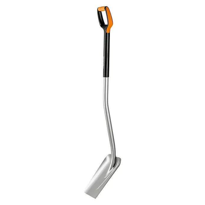 Fiskars Xact Schaufel - Breite: 23 cm, Schwarz/Orange - Diagonale Ansicht
