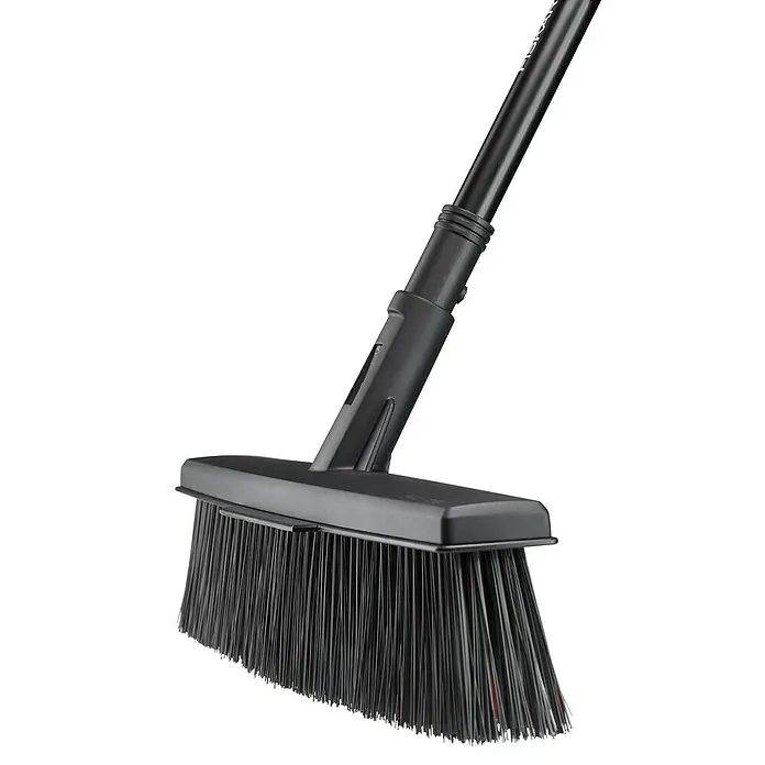 Fiskars Solid Besen - Breite: 48 cm, Material Borsten: Kunststoff - Detailaufnahme