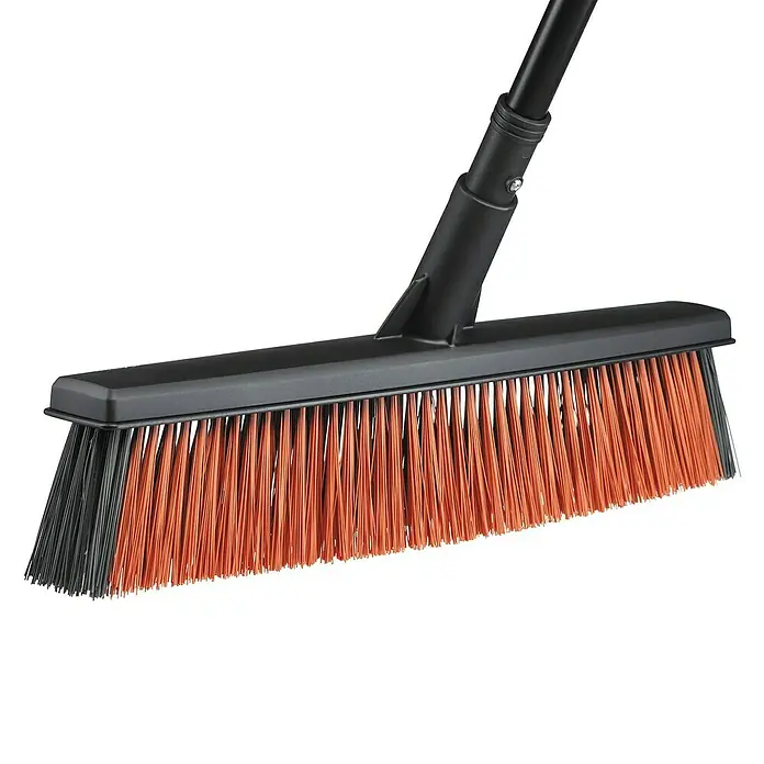 Fiskars Solid Besen - Breite: 48 cm, Material Borsten: Kunststoff - Detailaufnahme