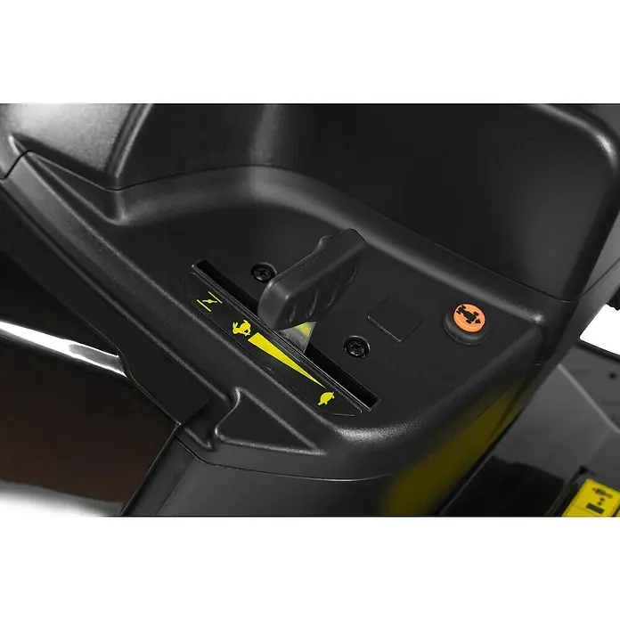 Alpina Tractor cortacésped AT4 84 A - 352 cm³, Ancho de corte: 84 cm - Primer plano