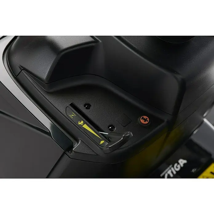 Alpina Tractor cortacésped AT3 98 A - 352 cm³, Ancho de corte: 98 cm - Primer plano