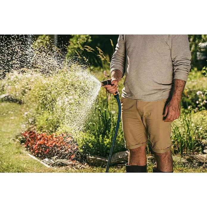 Fiskars Spritzpistole - Anzahl Sprühformen: 2 - Anwendungsbeispiel