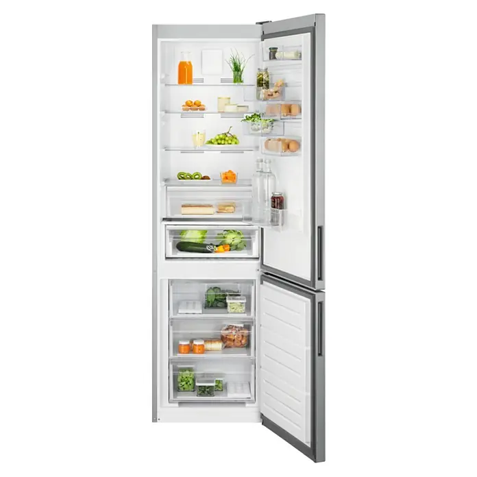 Electrolux Nevera combi LNC7ME34X1 - Contenido útil total: 366 l, 65 x 59,5 x 201 cm, Acero inoxidable - Vista angular