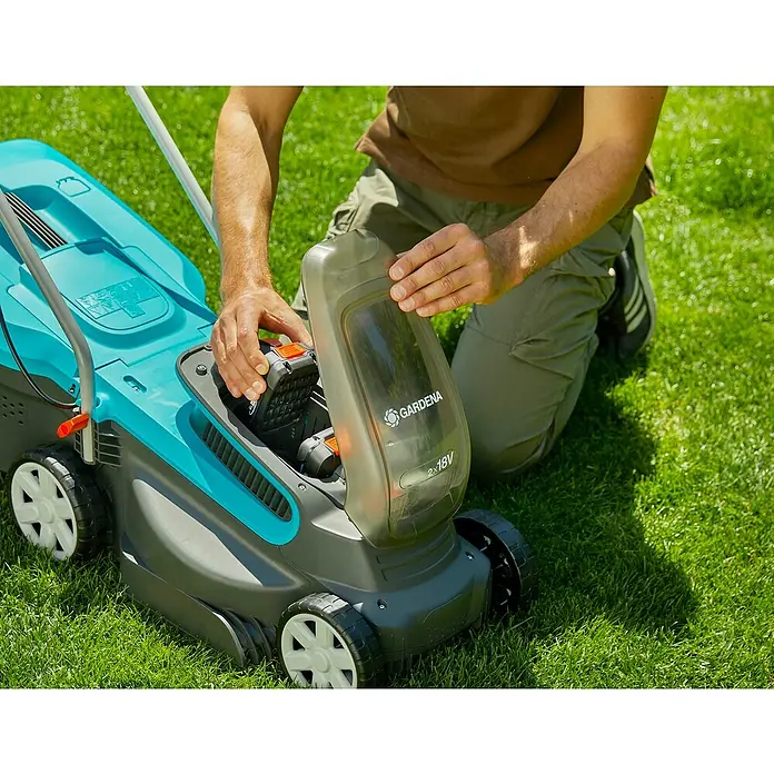 Gardena Akku-Rasenmäher PowerMax 32/36V P4A - 36 V, 2 Akkus, 2,5 Ah, Schnittbreite: 32 cm - Detailaufnahme