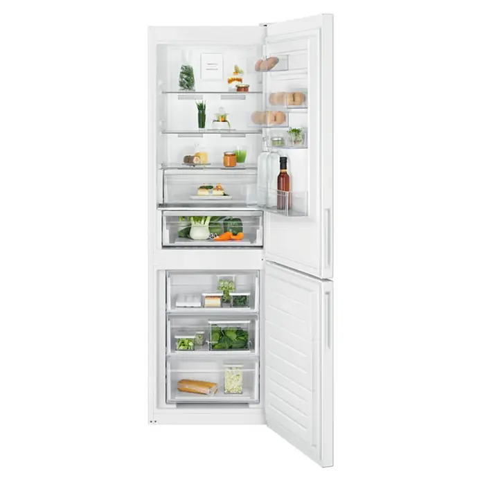 Electrolux Nevera combi LNC7ME32W1 - Contenido útil total: 330 l, 65 x 59,5 x 186 cm, Blanco - Producto en uso