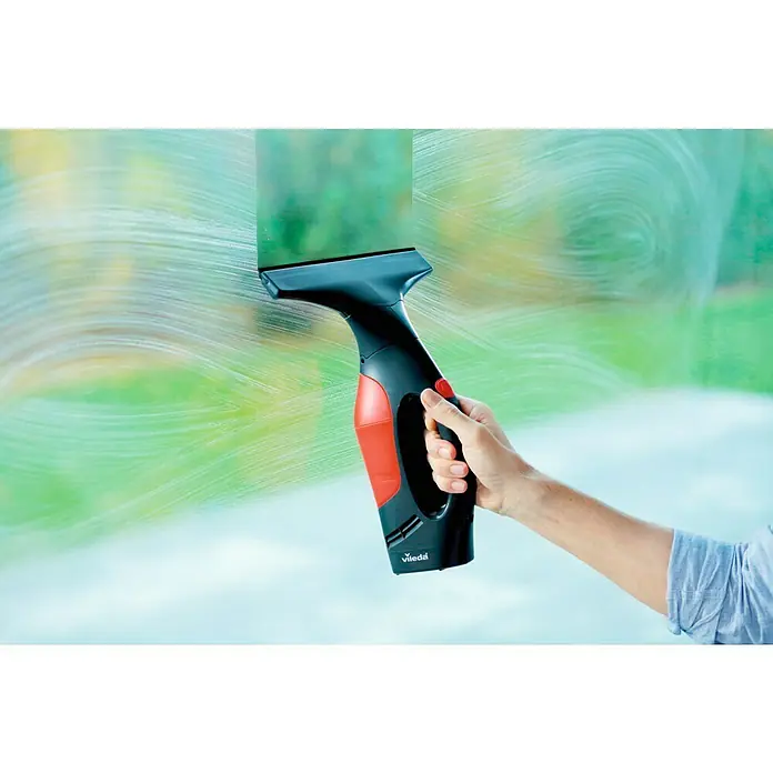 Vileda Akku-Fenstersauger Windomatic Power - Flächenleistung: 120 m²/h, Li-Ionen - Anwendungsbeispiel