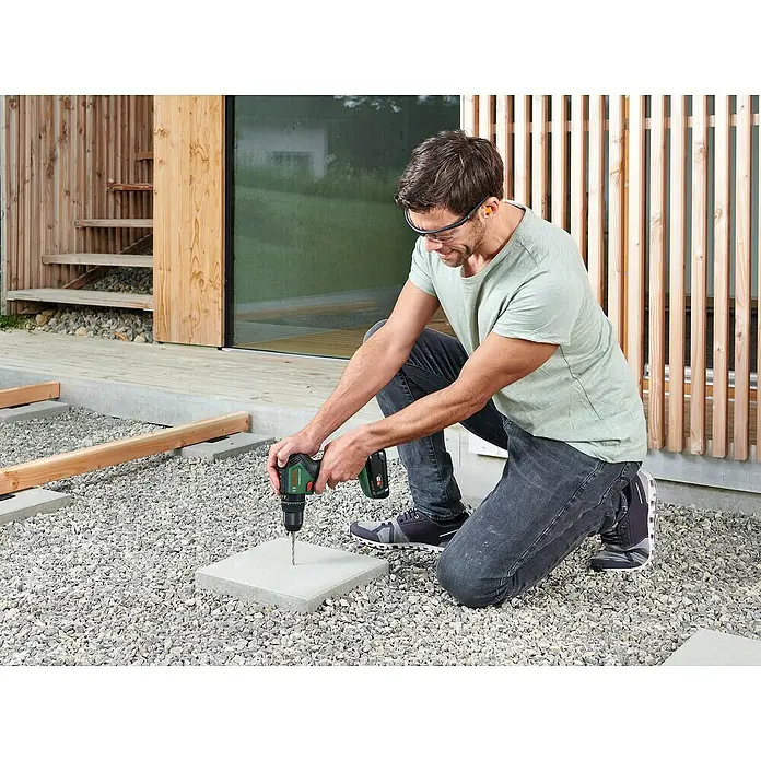 Bosch 18 V Power for All Akku-Schlagbohrschrauber UniversalImpact 18V-60 - 18 V, 2 Akkus, 2 Ah - 4 Ah, Leerlaufdrehzahl: 0 U/min - 1.900 U/min - Anwendungsbeispiel