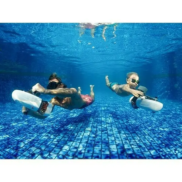 Sublue Podvodni skuter White Shark Tini - D x Š x V: 355 x 135 x 135 mm - Proizvod u upotrebi