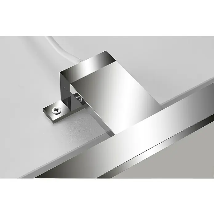 Briloner Aplique LED para espejo Lago - 8 W, L x An x Al: 5,5 x 65 x 6,6 cm, Blanco neutro - Primer plano