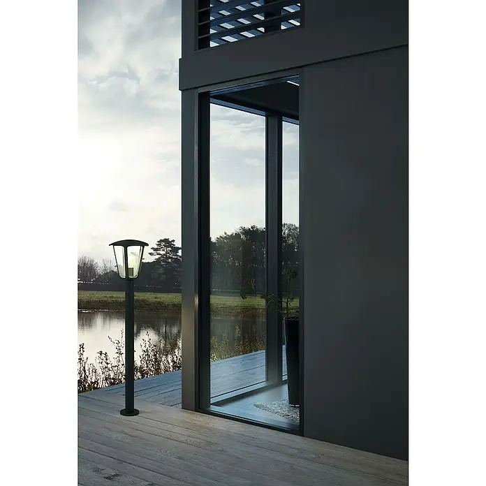 Eglo Monreale Baliza exterior - 60 W, L x An x Al: 23 x 23 x 99,5 cm, Negro, IP44 - Foto ambiente