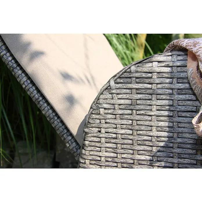 Acamp Gartenmöbel-Set Ciro - 1 x Tisch Old Java, 4 x Armsessel Ciro, Aluminium/Flex-Mesh/Akazie, Grau/Taupe/Teak-färbig - Detailaufnahme