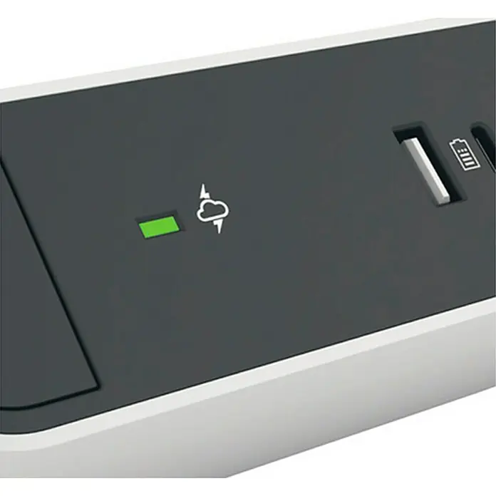 Legrand Base de enchufe múltiple con USB - x 5, Blanco/Negro, Longitud del cable: 1,5 m, 3.680 W - Primer plano