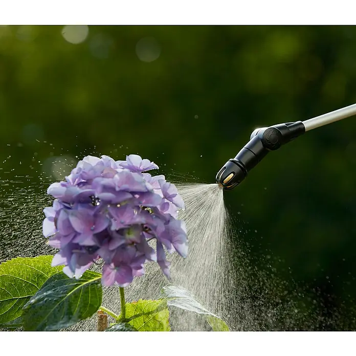 Gardena Tlačna prskalica - Količina punjenja: 5 l - Proizvod u upotrebi