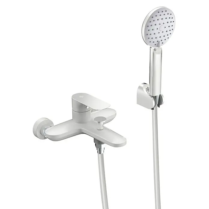 IO Cassio Grifo monomando de bañera - Blanco/Cromo, Brillante - Primer plano