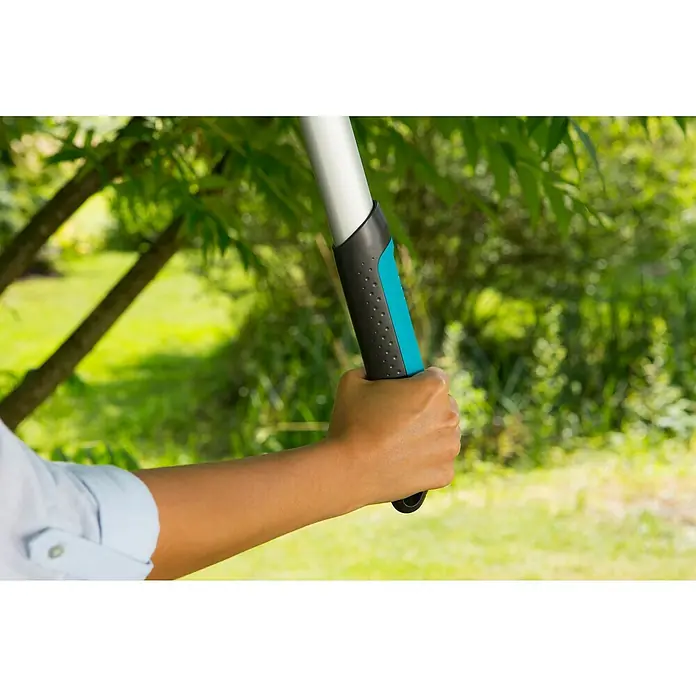 Gardena Astschere 500 B - Bypass, Max. Aststärke: 42 mm - Anwendungsbeispiel