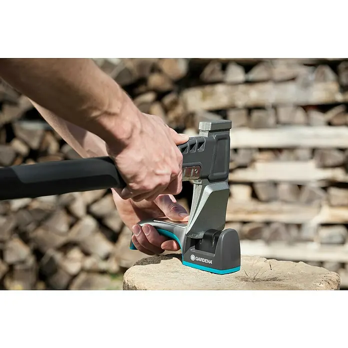Gardena Oštrilo za sjekire i noževe - Duljina: 190 mm - Proizvod u upotrebi