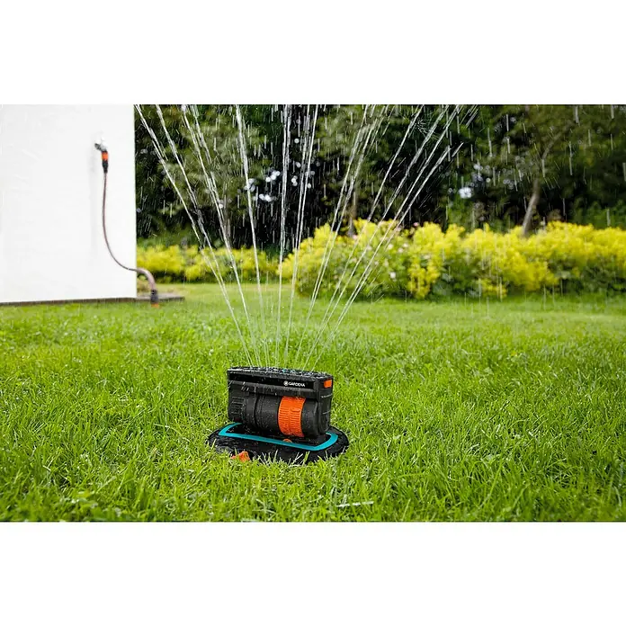 Gardena Versenk-Viereckregner OS 140 - Max. Regnerfläche: 140 m² - Anwendungsbeispiel
