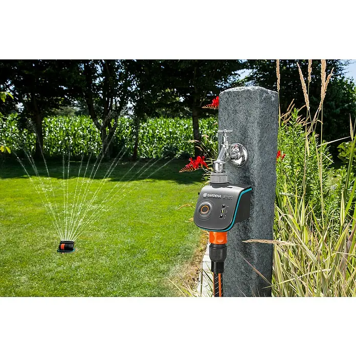 Gardena Versenk-Viereckregner OS 140 - Max. Regnerfläche: 140 m² - Stimmungsaufnahme