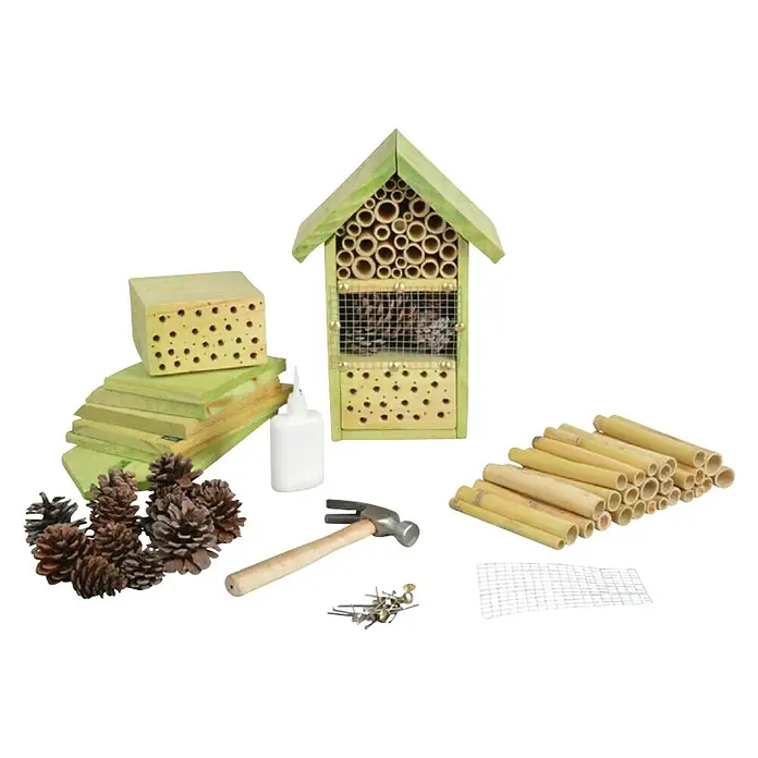 Esschert Design Hotel za insekte - 14,4 x 18,5 x 26,5 cm, Natur - Pogled sprijeda