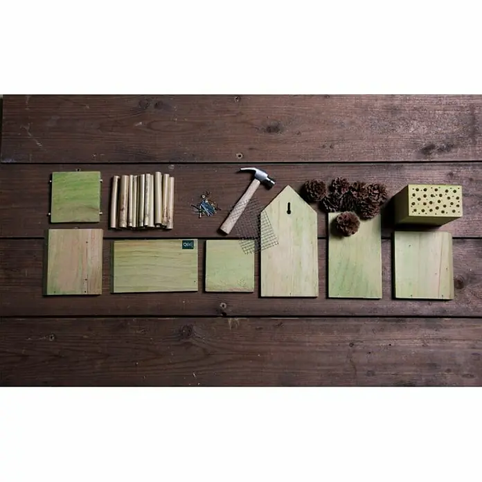 Esschert Design Hotel za insekte - 14,4 x 18,5 x 26,5 cm, Natur - Živopisni prikaz
