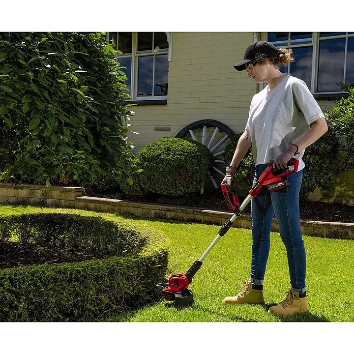 Einhell Akumulatorski trimer za travu GE-CT 18/28 Li TC-Solo - 18 V, Litij-ionska - Proizvod u upotrebi