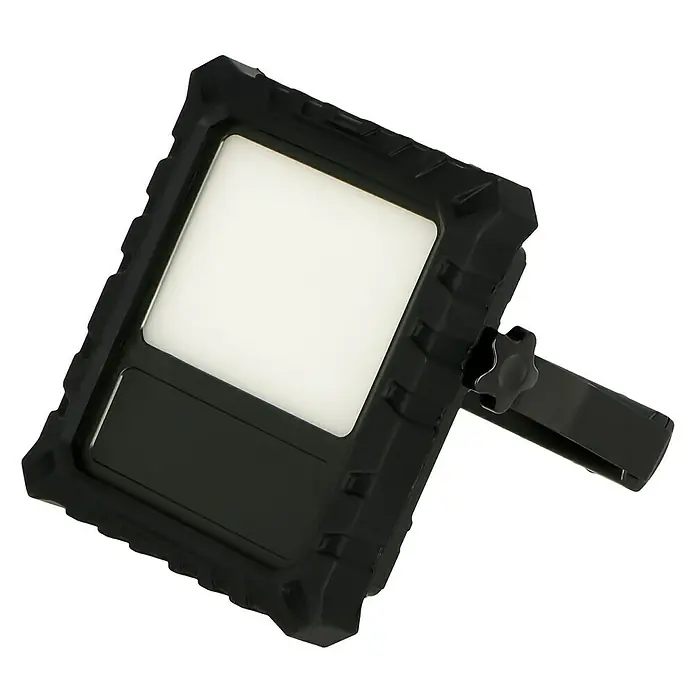 Profi Depot LED-Strahler - L x B x H: 5,8 x 15,7 x 22,4 cm, Neutralweiß - Diagonale Ansicht