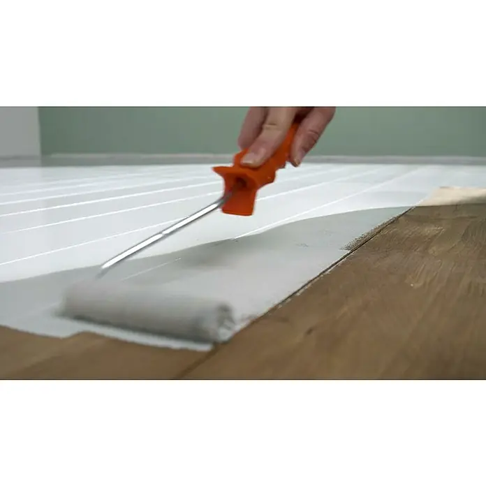 SCHÖNER WOHNEN-Farbe Pep up Renovierfarbe für Holzböden & -Treppen - Weiß, 2,5 l, Seidenmatt - Anwendungsbeispiel