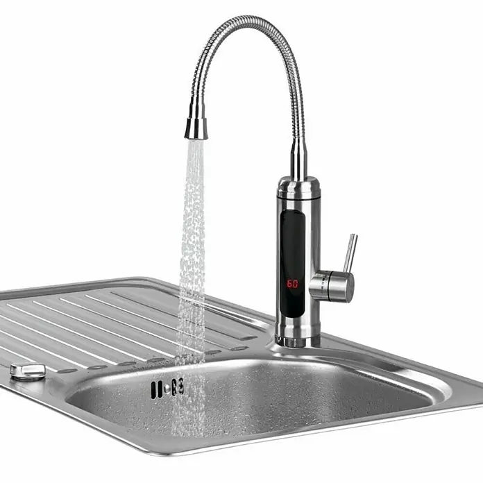 MAXXMEE Slavina s grijačem - Snaga grijanja: 3.600 W, Napon: 220 - 240 V, 50/60 Hz, Vrsta zaštite: IPX4 - Proizvod u upotrebi