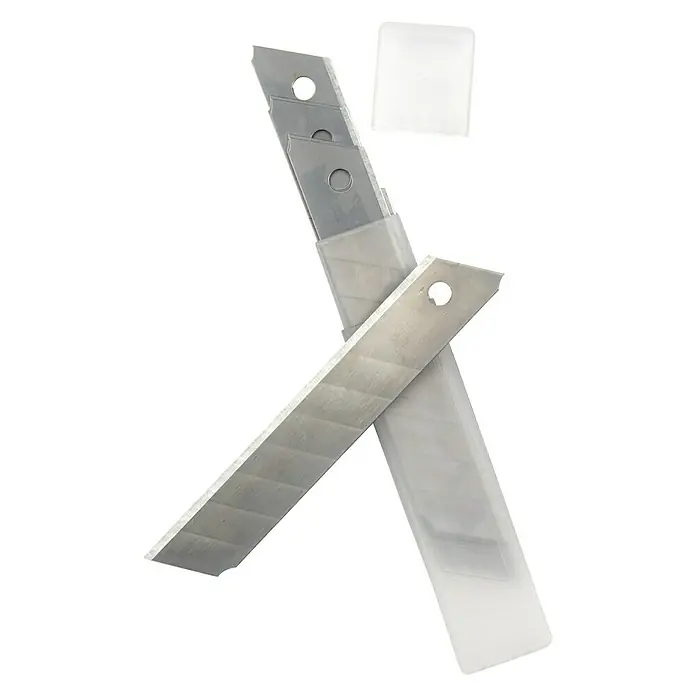 Wisent Cuttermesser - 101 -tlg., Klingenbreite: 18 mm, Silber/Rot - Diagonale Ansicht