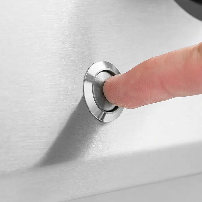 Broil King Plinski roštilj Baron 490 - Broj plamenika: 4, Snaga: 11,4 kW - Proizvod u upotrebi
