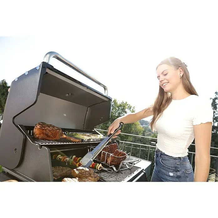 Broil King Plinski roštilj Baron 490 - Broj plamenika: 4, Snaga: 11,4 kW - Proizvod u upotrebi