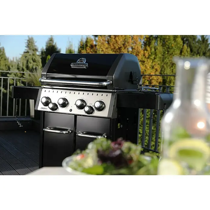 Broil King Plinski roštilj Crown 490 - Broj plamenika: 4, Snaga: 11,4 kW - Živopisni prikaz