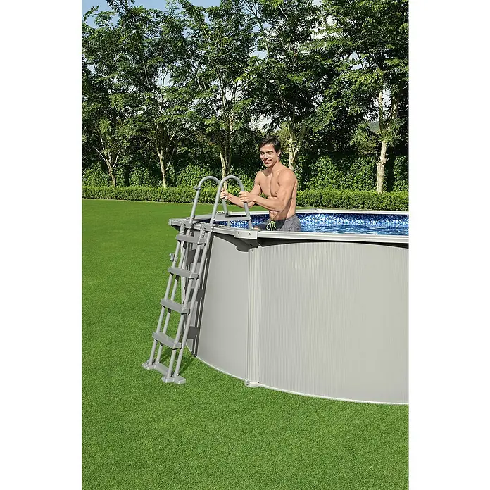 Bestway Ljestve za bazen - PVC, Visina: 122 cm - Proizvod u upotrebi