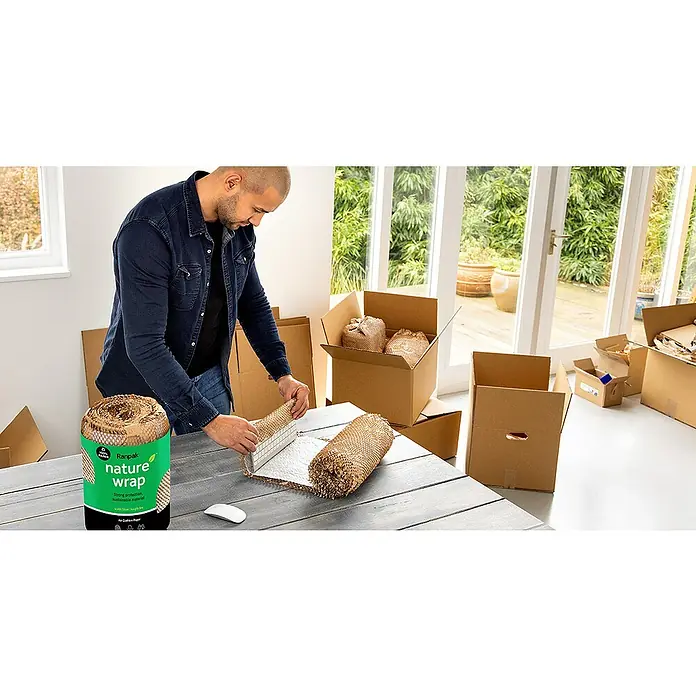 Ranpak Luftpolsterpapier NatureWrap - L x B: 9 m x 36 cm - Anwendungsbeispiel