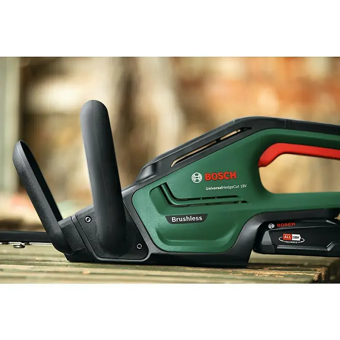 Bosch 18 V Power for All Akumulatorske škare za živicu UniversalHedgeCut 18-55 - 18 V, Litij-ionska, 1 baterija, Duljina reza: 50 cm - Detaljan prikaz