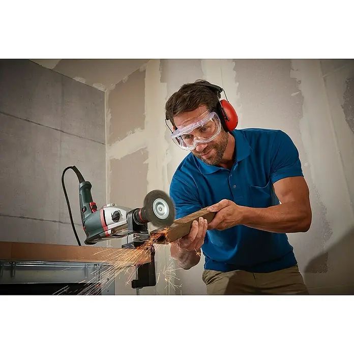 Wisent Schutzbrille - Transparent, Indirekte Belüftung - Anwendungsbeispiel