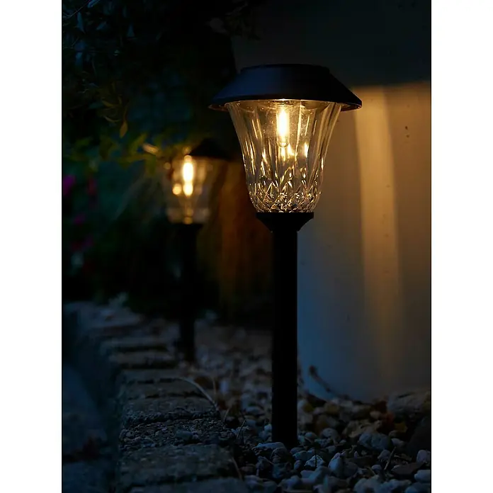 Luxform Led-sokkellamp All Year Round Solar St. Tropez - Zwart, 120 x 120 x 420 mm - Sfeeropname