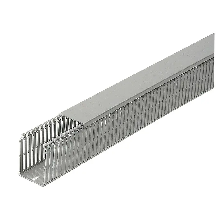 Gewiss Verdrahtungskanal - 2 m x 37,5 mm x 37,5 mm, Grau - Detailaufnahme