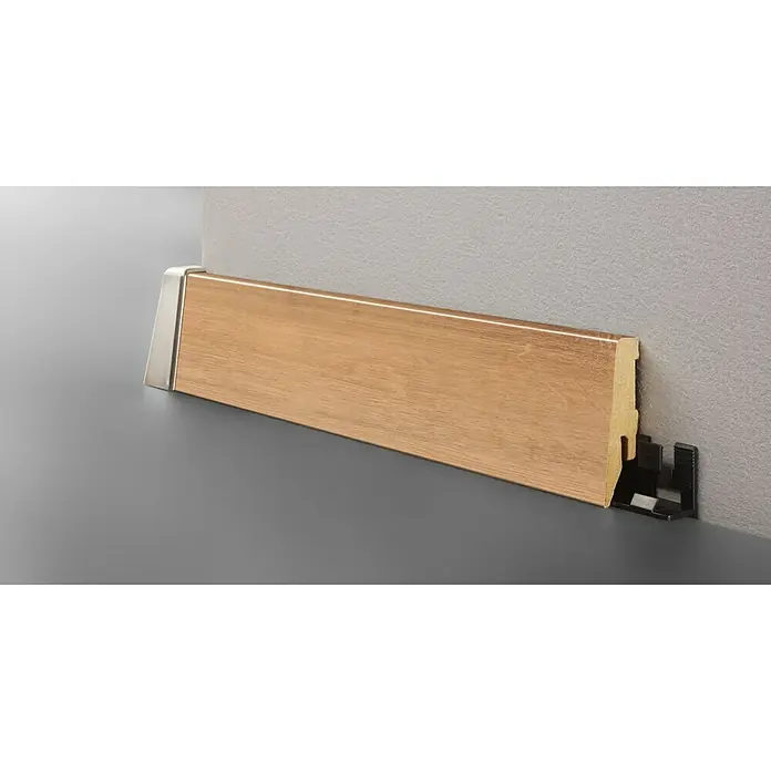 LOGOCLIC Aquaprotect Podna kutna lajsna - 2,6 m x 18 mm x 58 mm, Ravni oblik - Detaljan prikaz