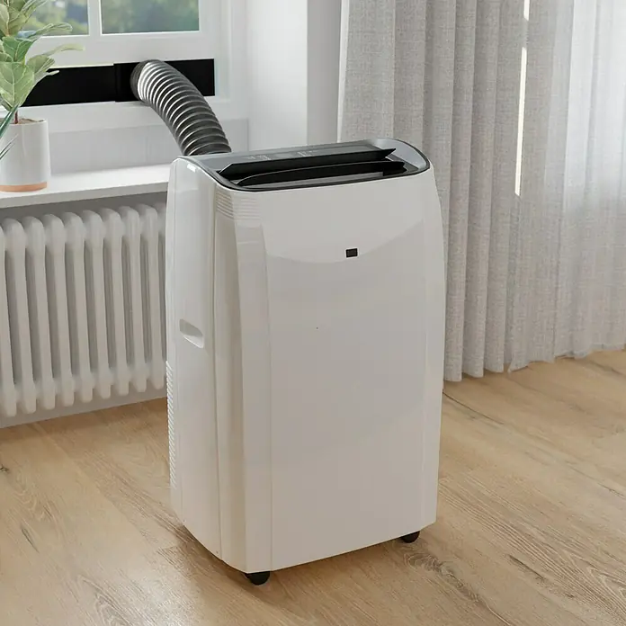 TCL Mobilni klima uređaj - Bijele boje, Maksimalna snaga hlađenja po uređaju u BTU/h: 9.000 BTU/h, Površina prostorije: 26 m² - Živopisni prikaz