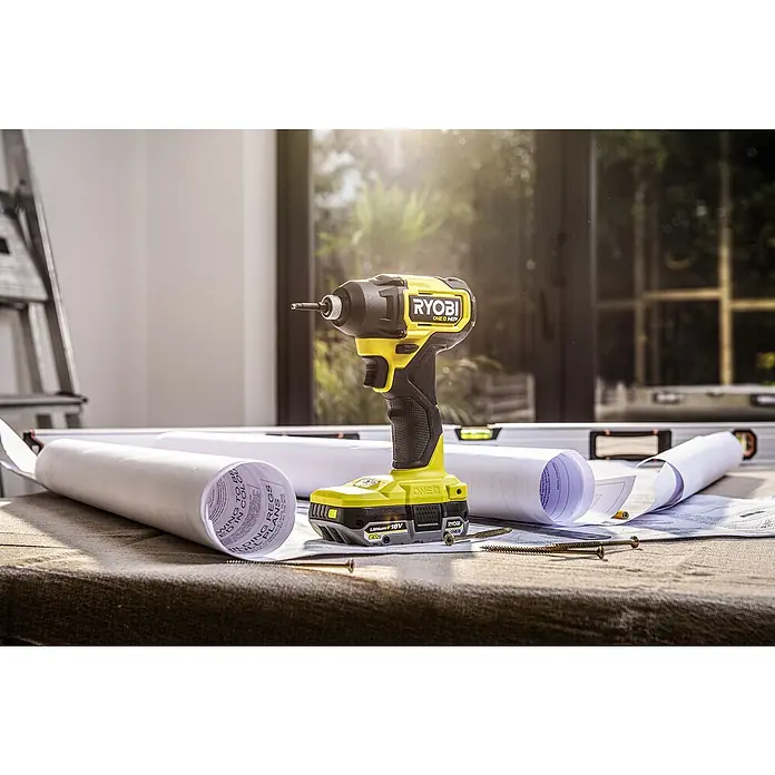 Ryobi ONE+HP Akku-Schlagbohrschrauber RID18C-0 - 18 V, Ohne Akku, Leerlaufdrehzahl: 2.900 U/min - Stimmungsaufnahme