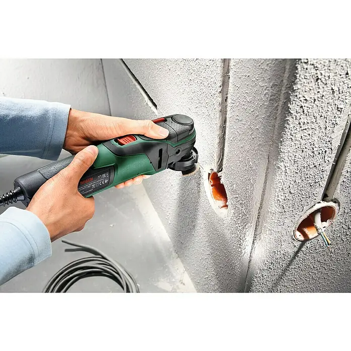Bosch Multifunktionswerkzeug PMF 350 CES - 350 W, Oszillationswinkel: 2,8°, Werkzeugaufnahme: STARLOCK-Plus-System - Anwendungsbeispiel
