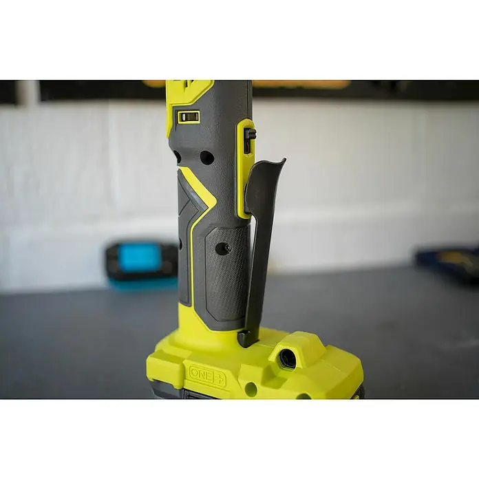 Ryobi ONE+ Akku-Ratschenschrauber R18RW2-0 - 18 V, Ohne Akku, ¼″, 60 Nm - Detailaufnahme