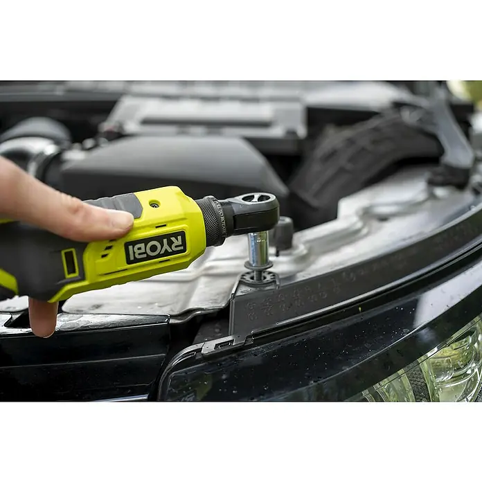 Ryobi ONE+ Akku-Ratschenschrauber R18RW2-0 - 18 V, Ohne Akku, ¼″, 60 Nm - Anwendungsbeispiel
