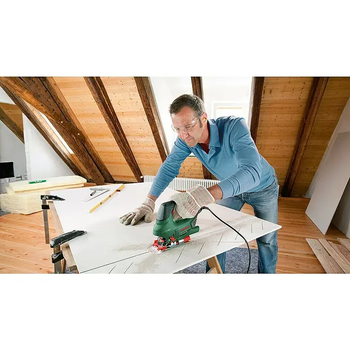 Bosch Stichsäge PST 650 - 500 W, 3.100 Hübe/min - Anwendungsbeispiel