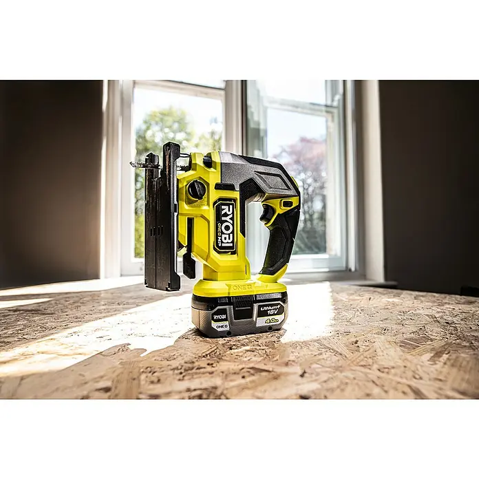 Ryobi ONE+HP Akku-Stichsäge RJS18X-0 Performance - 18 V, Ohne Akku, Leerlaufhubzahl: 800 - 3.400 Hübe/min - Stimmungsaufnahme
