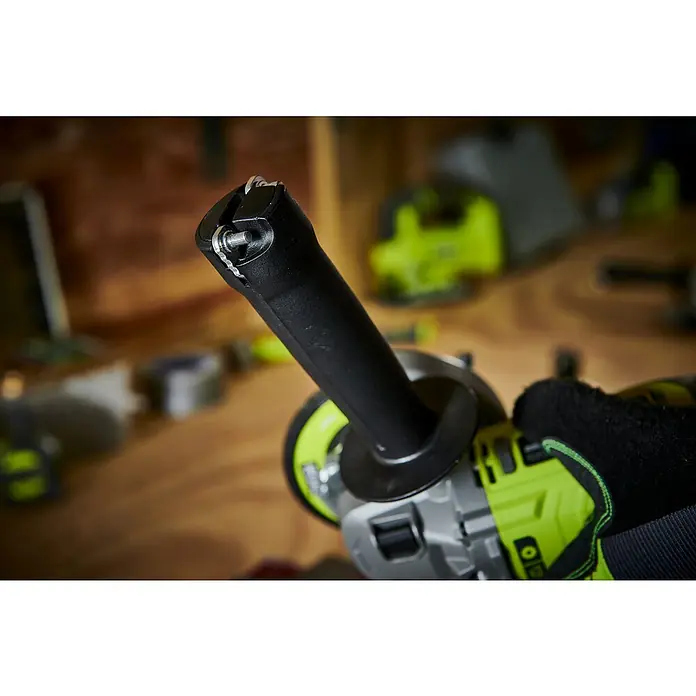 Ryobi ONE+ Akku-Winkelschleifer RAG18125-1C40S - 18 V, 1 Akku, 2 Ah, Durchmesser Scheibe: 125 mm - Detailaufnahme