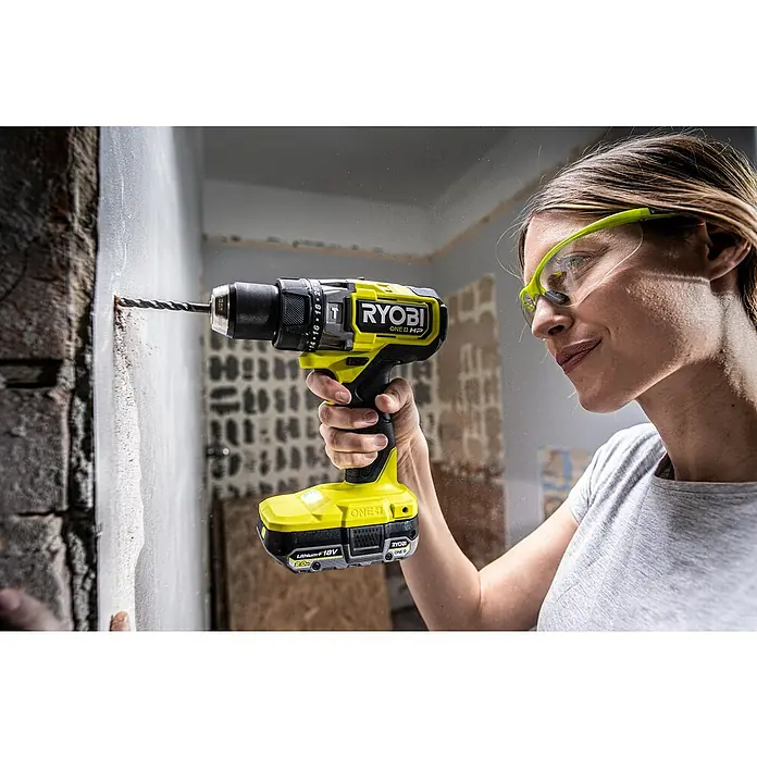 Ryobi ONE+HP Akku-Schlagbohrschrauber RPD18X-0 - 18 V, Ohne Akku, Leerlaufdrehzahl: 0 U/min - 2.100 U/min - Anwendungsbeispiel